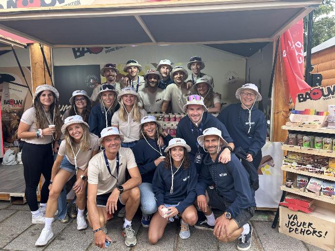 Stand et équipe Baouw à l'UTMB 2023